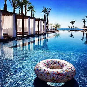 chileno-bay-resort-and-residences.cabosanlucashotelsmexico.com/